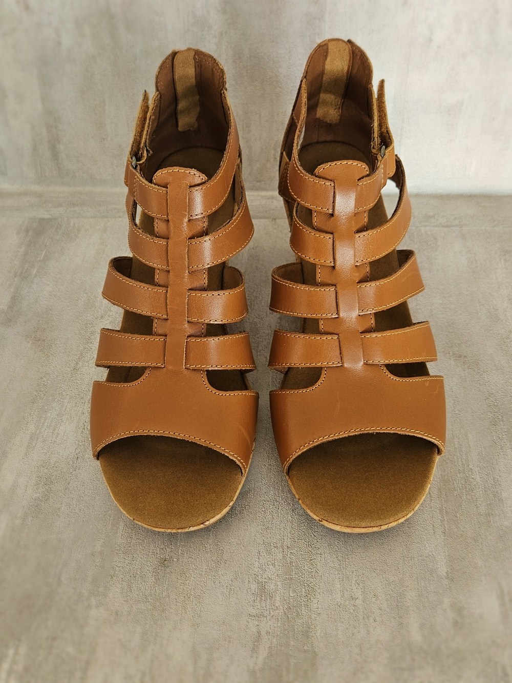 ROCKPORT Women's Cognac Brown Leather Wedge Sandals Size 9 Wide Strappy Back Zip - Picture 15 of 16
